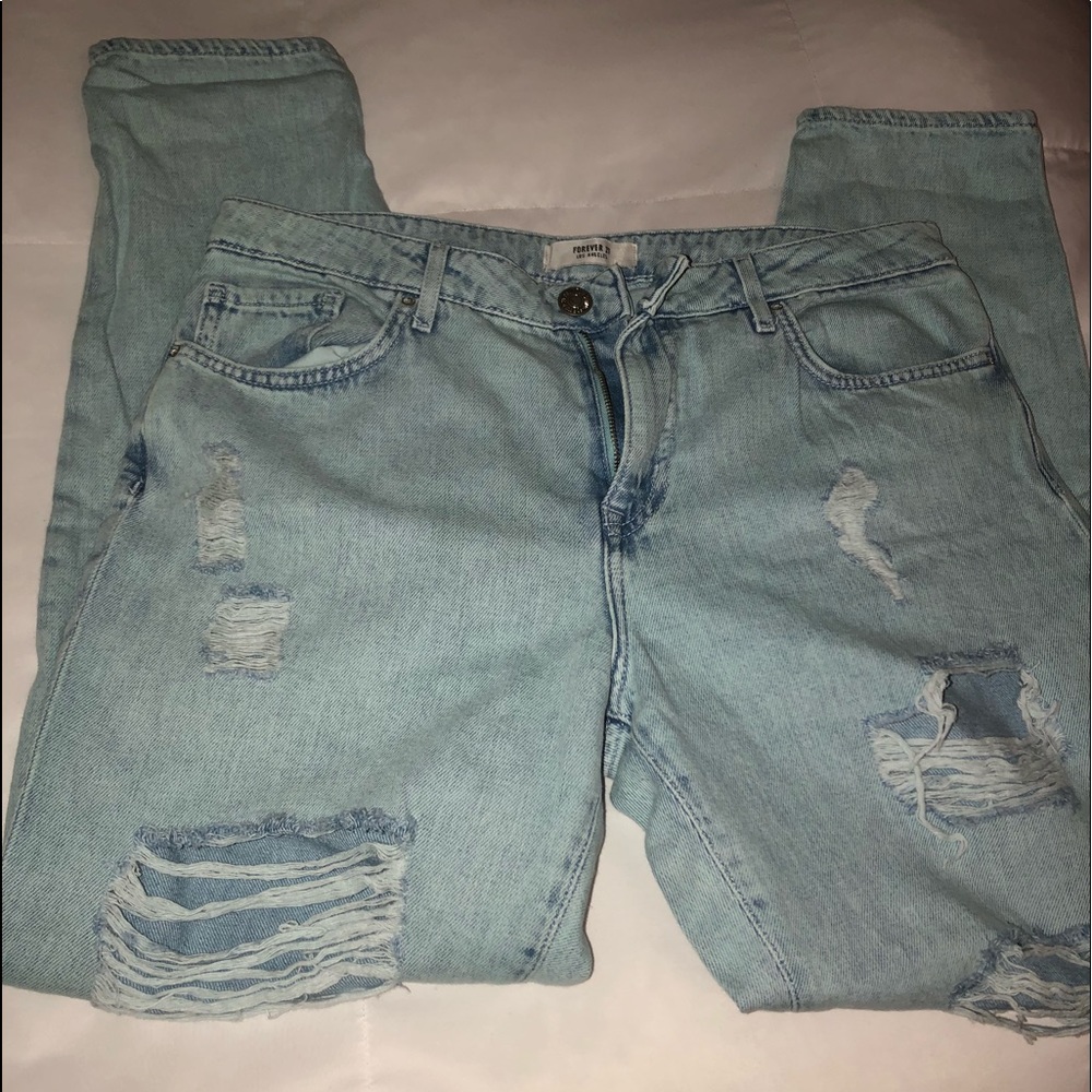Selling 5 pairs of pants ... SWIPEEE ✨✨